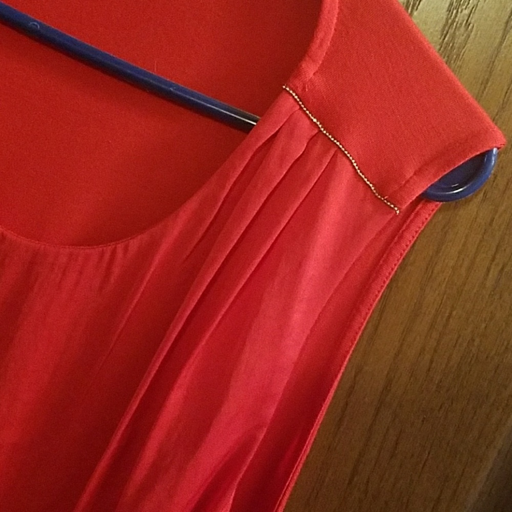 Nwot apt. 9 tank